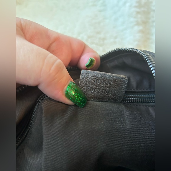 Gucci GG Canvas Crossbody/Shoulder Bag - Picture 12 of 16